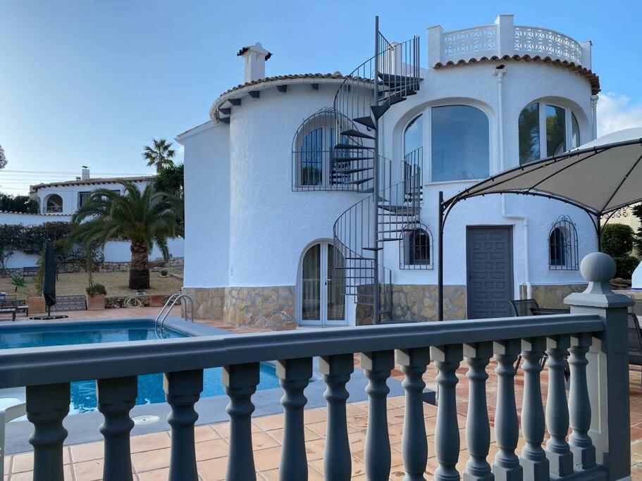 Casa Serenita Charming Villa With Swimming Pool Хавеа Экстерьер фото